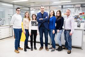 Сотрудники лаборатории нанохимии и экологии НИТУ МИСИС.