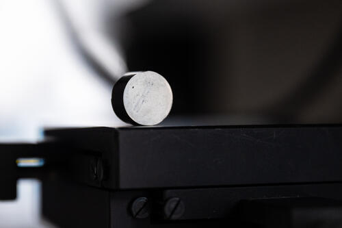 Прочный как сталь, но в 3 раза легче: в МИСИС представили новый композит